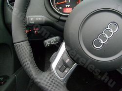 
            Audi TTS vltgomb beszerels